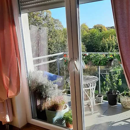 Apartamento Dwupoziomowy Apartament Z Dwiema Lazienkami, W Pelni Wyposazona Kuchnia I Podziemnym Parkingiem *